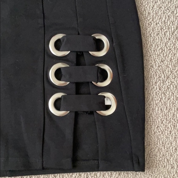 Skirt - Picture 2 of 4